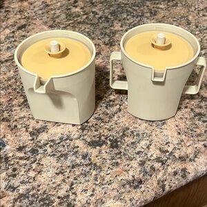 VintageTupperware Creamer and sugar container
